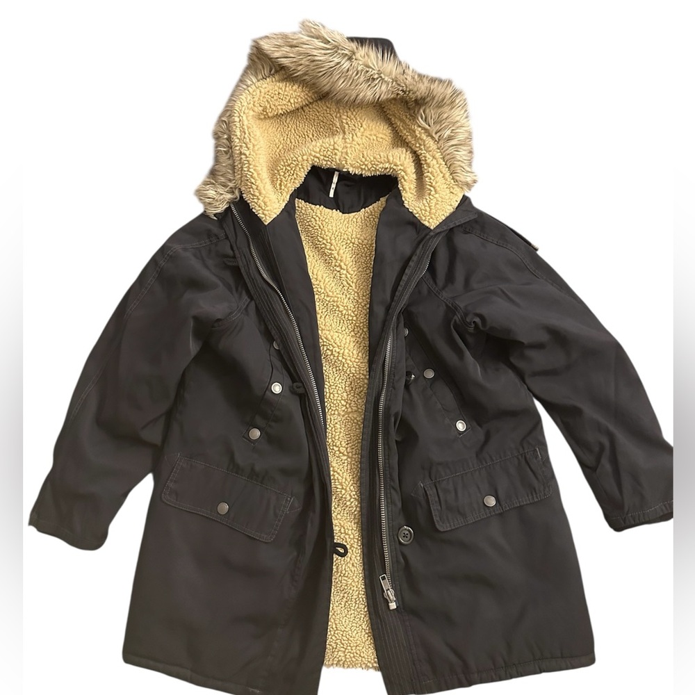 FREE PEOPLE Whistler Sherpa Lined Parka size Large